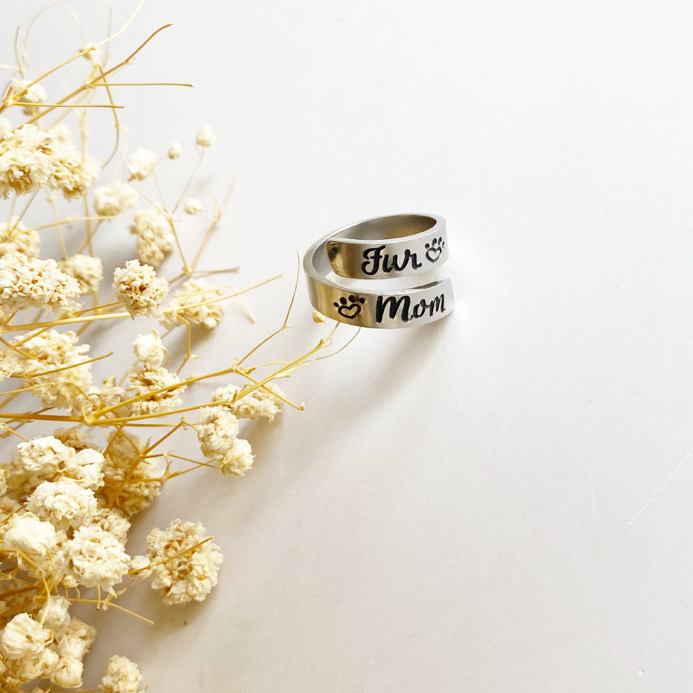Fur Mom Twist Ring