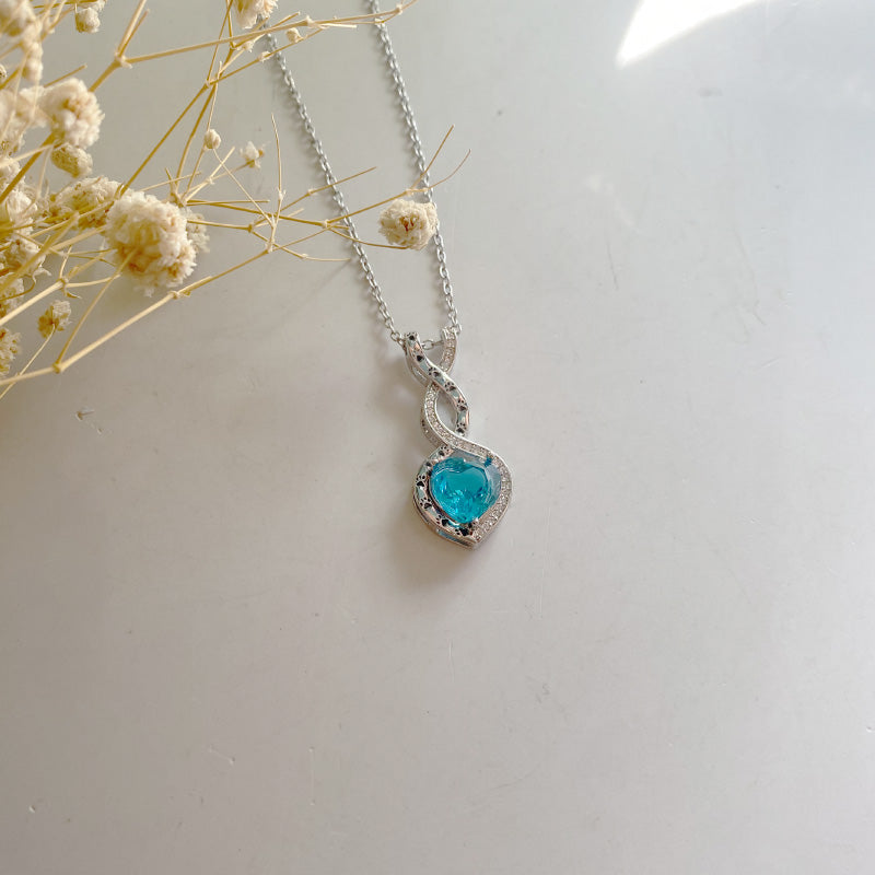 Eternal Love Heart Pendant Necklace